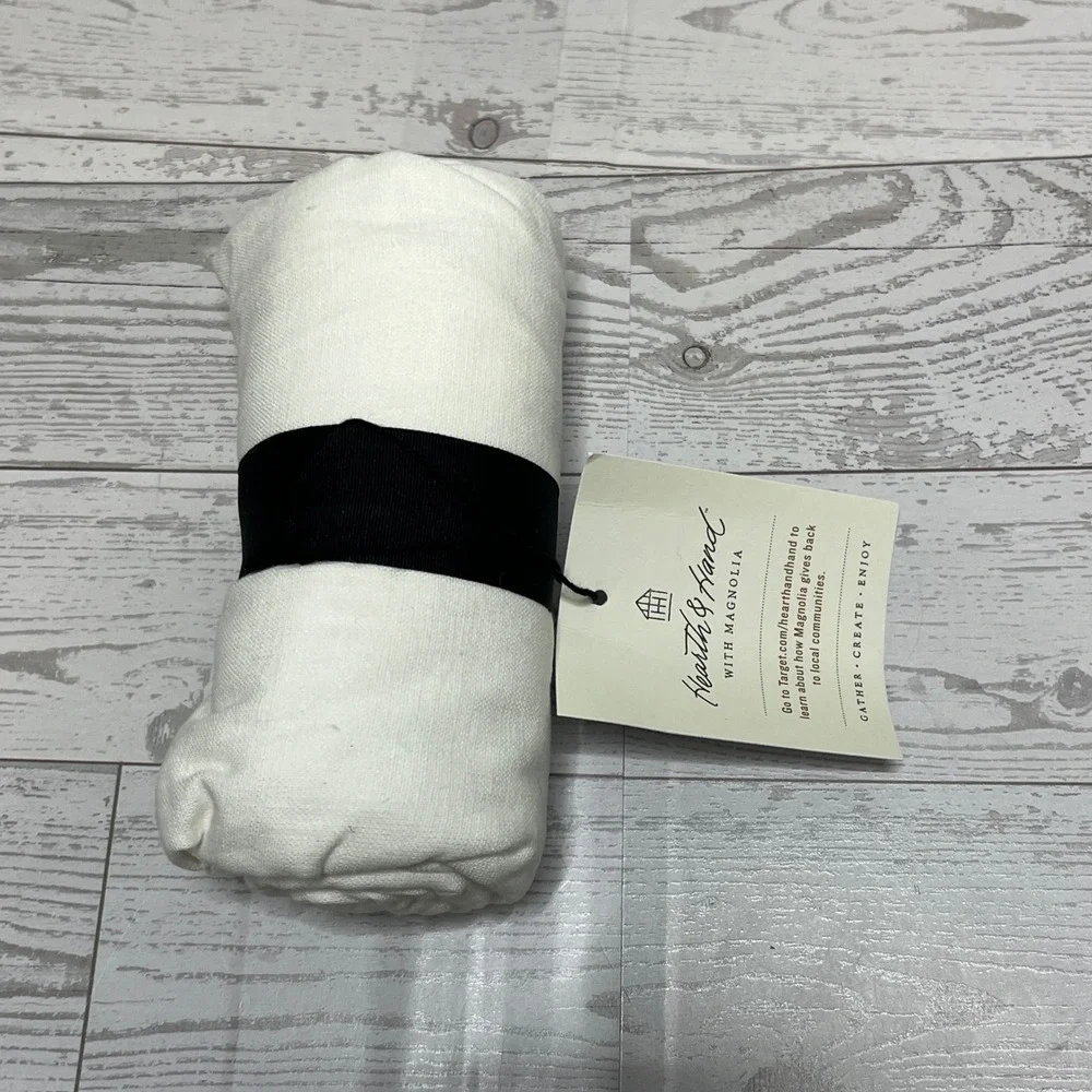 Hearth & Hand Magnolia Euro Linen Blend Pillow Sham Fresh White 26x26‎ NEW